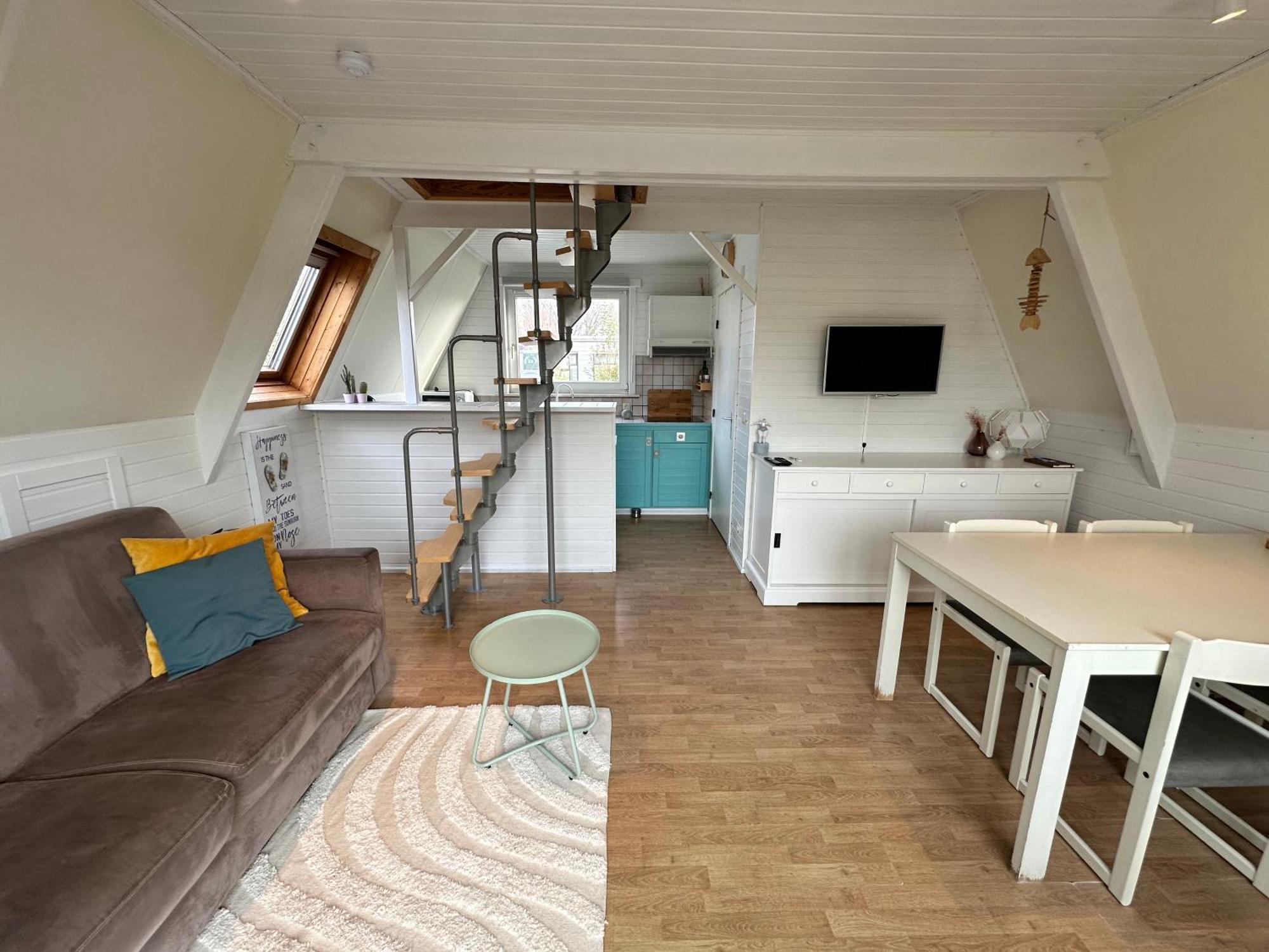 Gezellige Chalet In Nieuwpoort - Opkuis Inbegrepen In De Prijs Oostduinkerke Εξωτερικό φωτογραφία