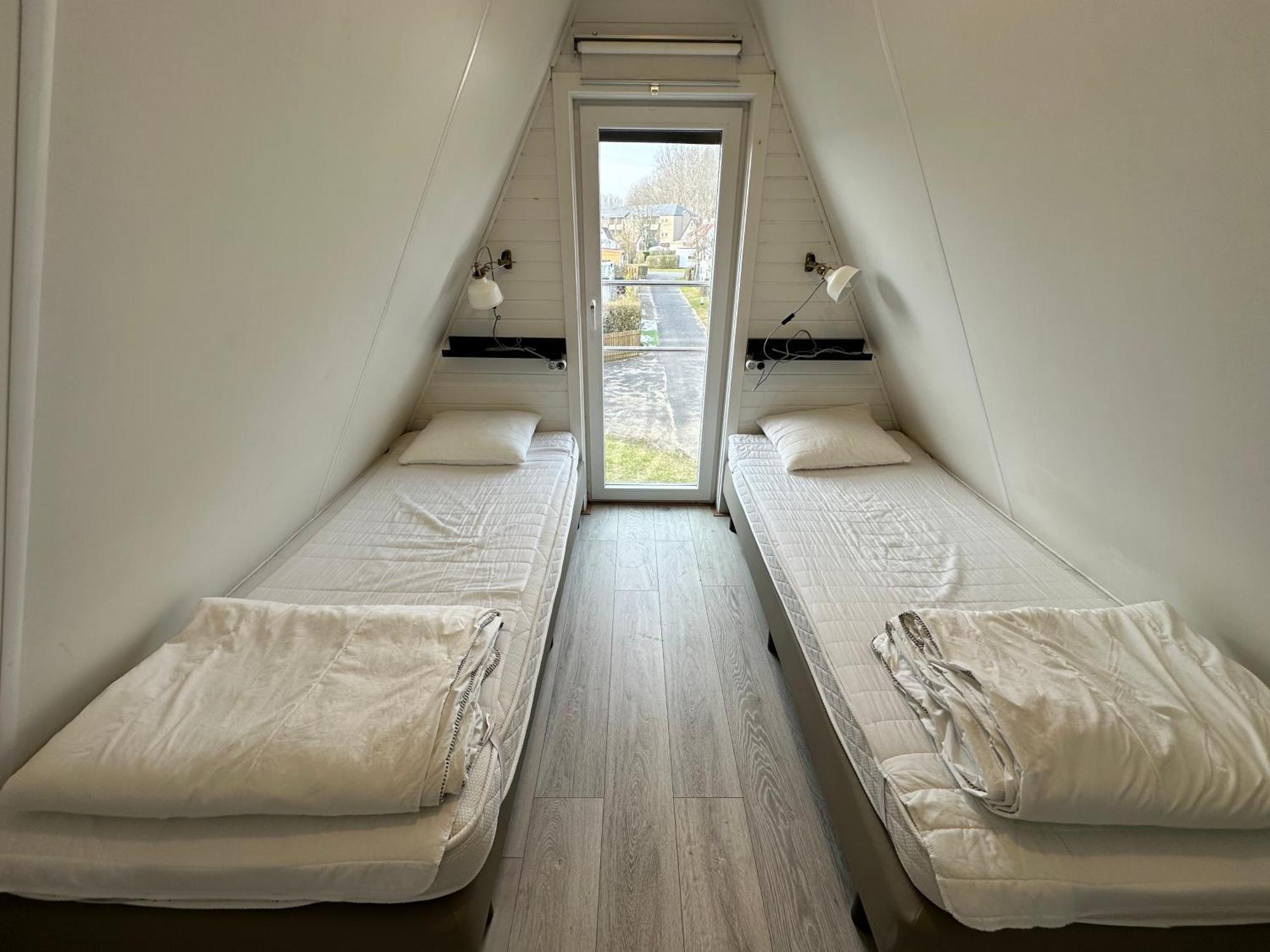 Gezellige Chalet In Nieuwpoort - Opkuis Inbegrepen In De Prijs Oostduinkerke Εξωτερικό φωτογραφία
