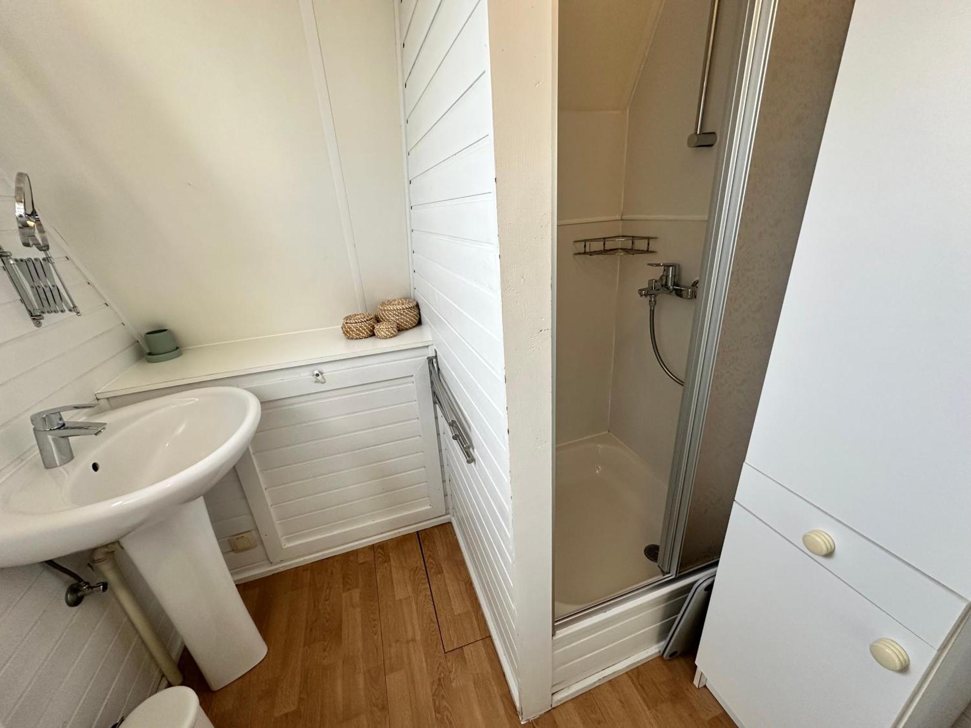 Gezellige Chalet In Nieuwpoort - Opkuis Inbegrepen In De Prijs Oostduinkerke Εξωτερικό φωτογραφία