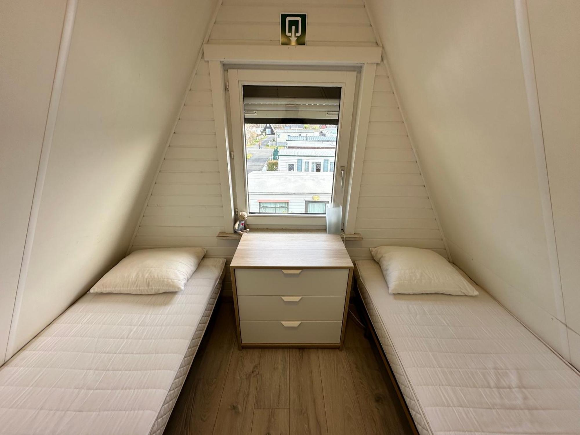 Gezellige Chalet In Nieuwpoort - Opkuis Inbegrepen In De Prijs Oostduinkerke Εξωτερικό φωτογραφία