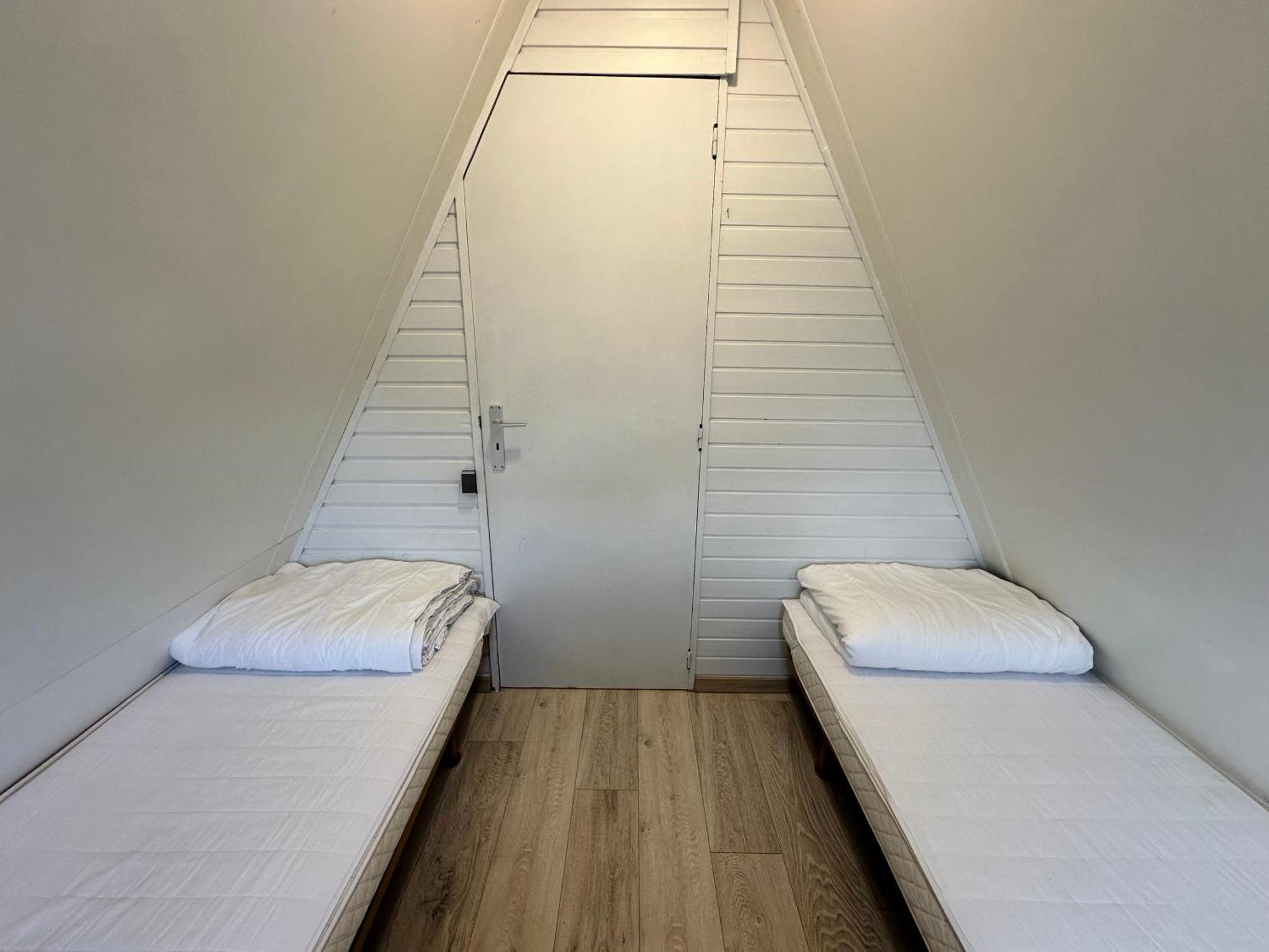 Gezellige Chalet In Nieuwpoort - Opkuis Inbegrepen In De Prijs Oostduinkerke Εξωτερικό φωτογραφία